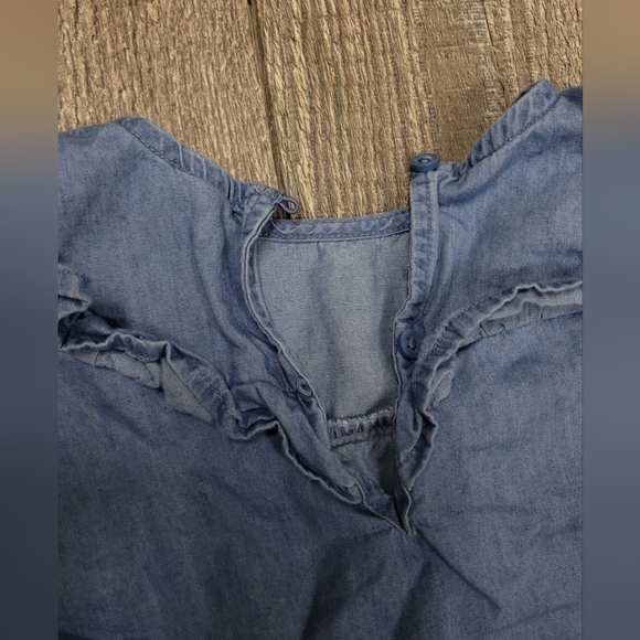 Denim shirt/floral pant set - Picture 4 of 7